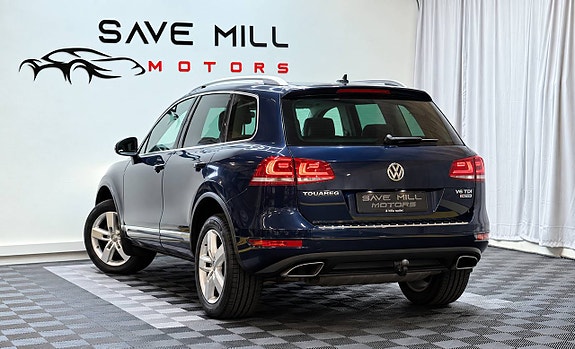 Volkswagen Touareg 4 of 17