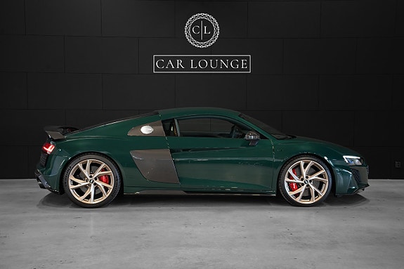 Audi R8 2 of 5