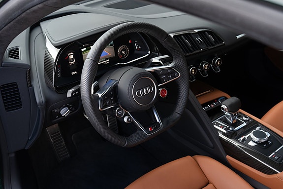Audi R8 16 of 28