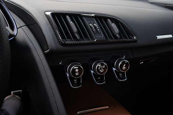 Audi R8 18 of 28