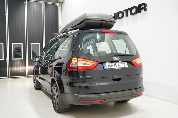 Ford Galaxy 4 of 5