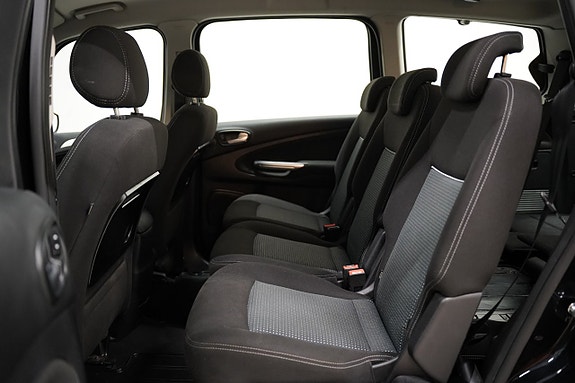Ford Galaxy 16 of 19
