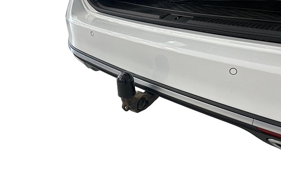 Volkswagen Passat Alltrack 18 of 30