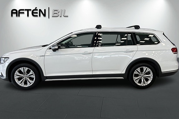 Volkswagen Passat Alltrack 6 of 30