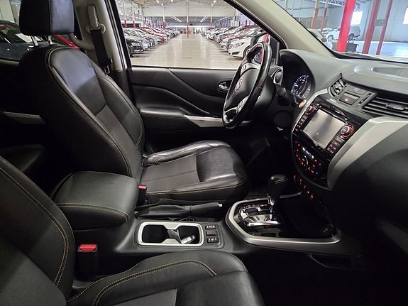 Nissan Navara 4 of 5