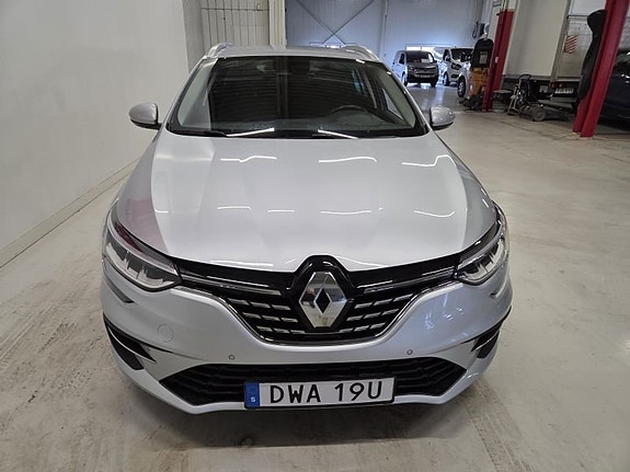 Renault Megane 2 of 5