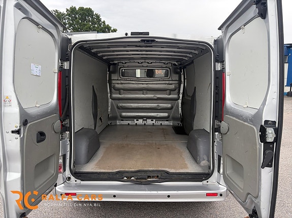 Nissan Primastar 14 of 14