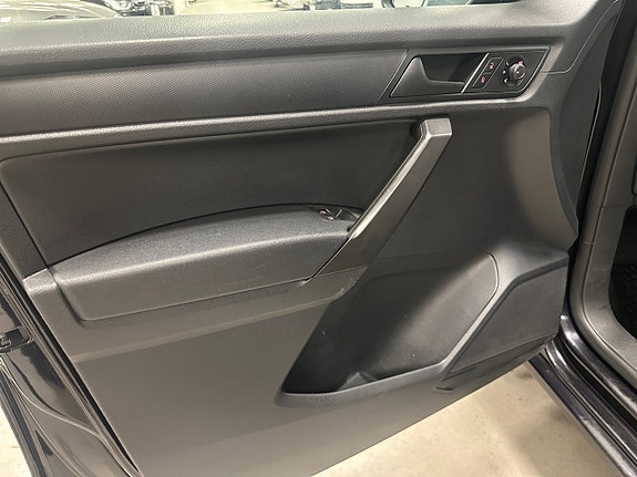 Volkswagen Caddy 9 of 14