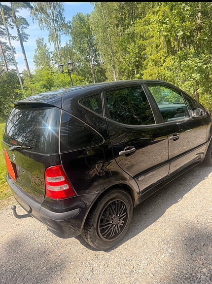 Mercedes-Benz A140 5 of 5