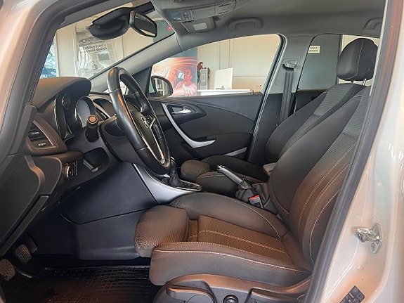 Opel Astra 6 of 13