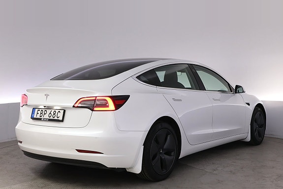 Tesla Model 3 5 of 5