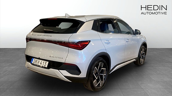 BYD Atto 3 2 of 5