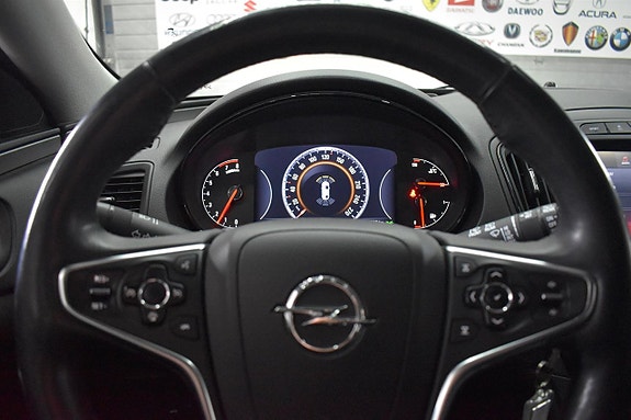 Opel Insignia 7 of 12