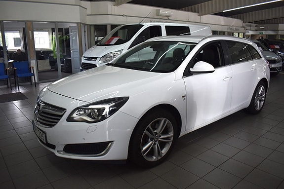 Opel Insignia 12 of 12
