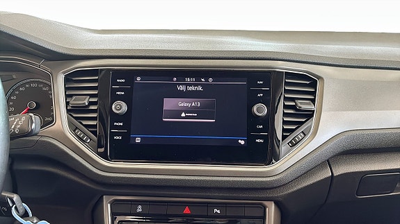 Volkswagen T-Roc 9 of 12