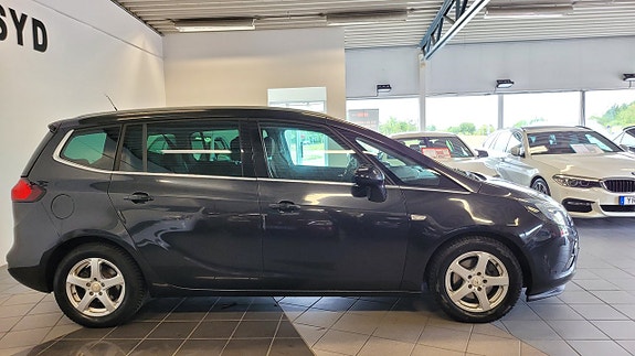 Opel Zafira Tourer 3 of 12