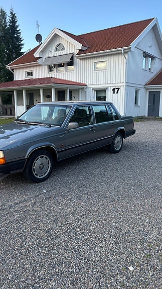 Volvo 760 7 of 15