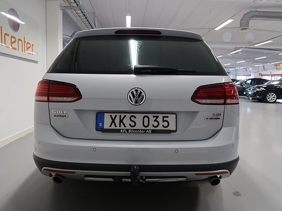 Volkswagen Golf Alltrack 7 of 30