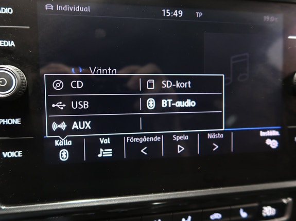 Volkswagen Golf Alltrack 24 of 30
