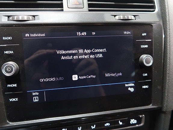 Volkswagen Golf Alltrack 25 of 30
