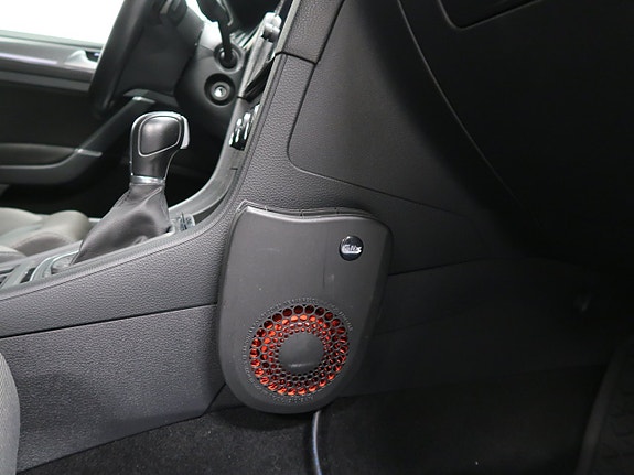 Volkswagen Golf Alltrack 28 of 30