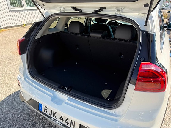 Kia Niro 11 of 18