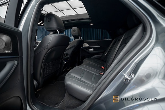 Mercedes-Benz GLE53 18 of 24