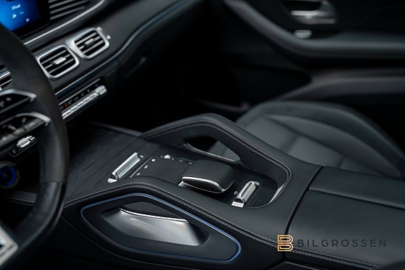 Mercedes-Benz GLE53 22 of 24