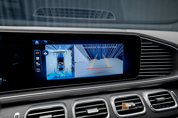 Mercedes-Benz GLE53 24 of 24