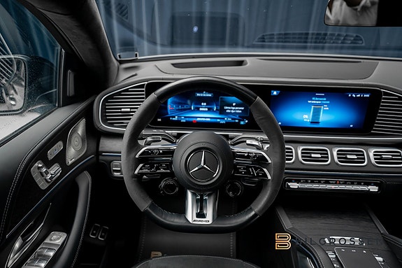 Mercedes-Benz GLE53 20 of 24