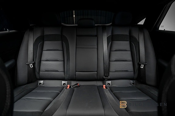 Mercedes-Benz GLE53 19 of 24