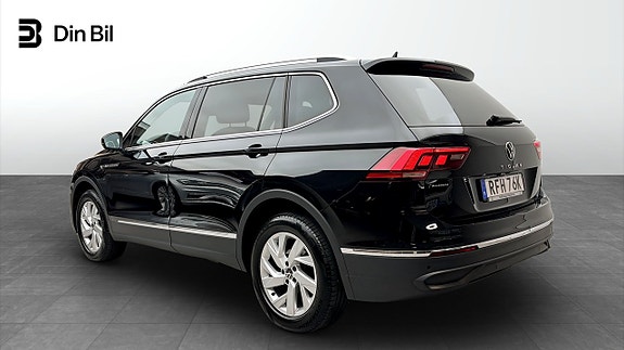 Volkswagen Tiguan Allspace 3 of 5
