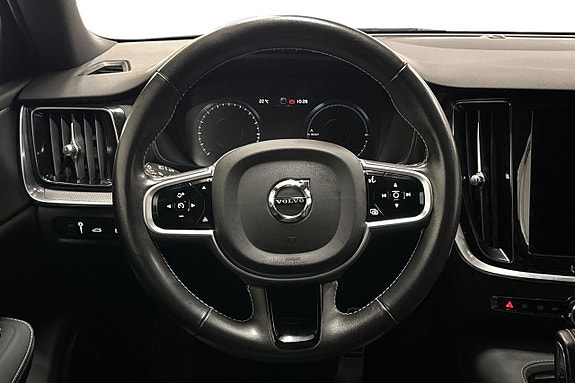 Volvo V60 16 of 30