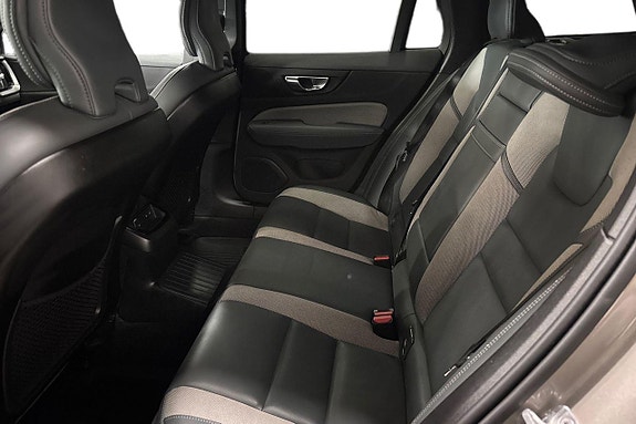 Volvo V60 14 of 30