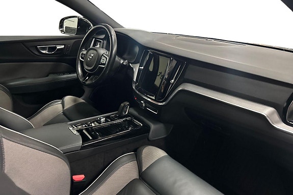 Volvo V60 15 of 30