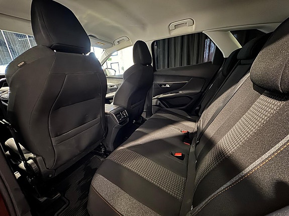 Peugeot 3008 12 of 17