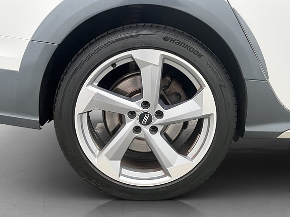 Audi A6 allroad 30 of 30