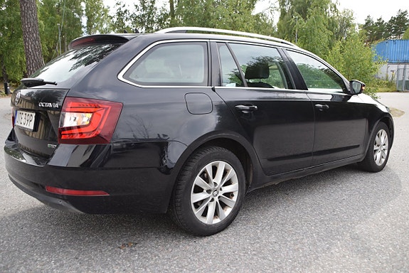 Skoda Octavia 5 of 5
