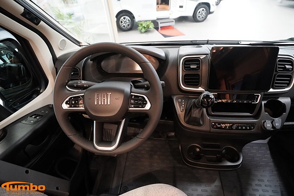 Malibu Van 640 LE comfort GT skyview - Stor kyl, Dieselpanna, 4000kg 19 of 21