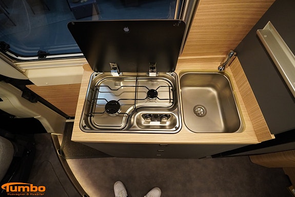 Malibu Van 640 LE comfort GT skyview - Stor kyl, Dieselpanna, 4000kg 10 of 21