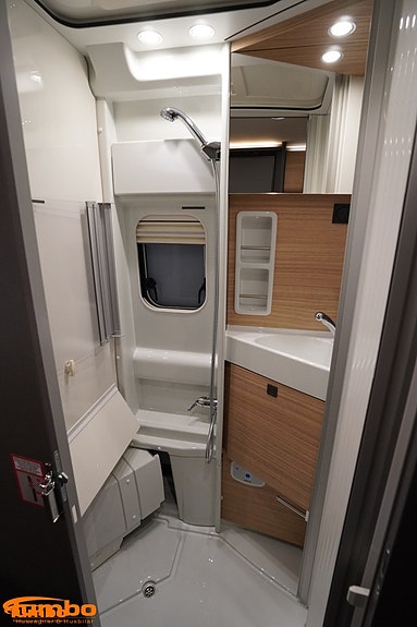 Malibu Van 640 LE comfort GT skyview - Stor kyl, Dieselpanna, 4000kg 13 of 21