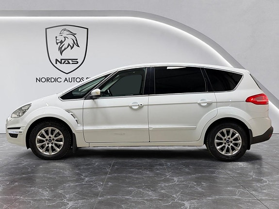 Ford S-MAX 2 of 5