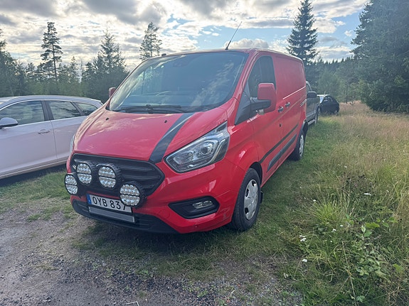 Ford Transit Custom 2 of 4