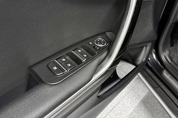 Kia XCeed 17 of 23