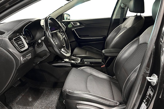 Kia XCeed 10 of 23