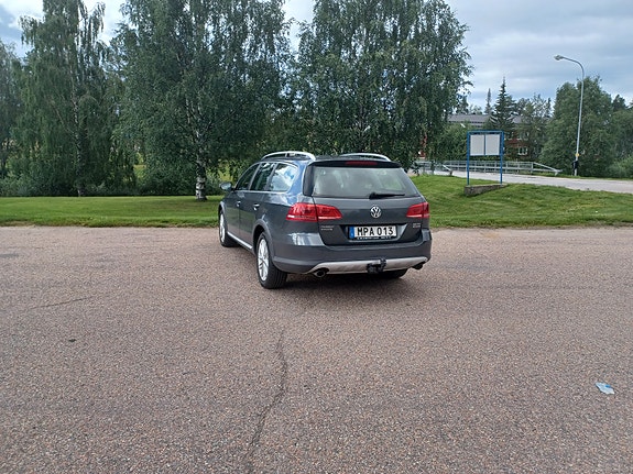 Volkswagen Passat Alltrack 5 of 5