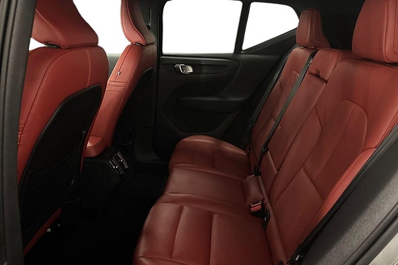 Volvo XC40 14 of 30