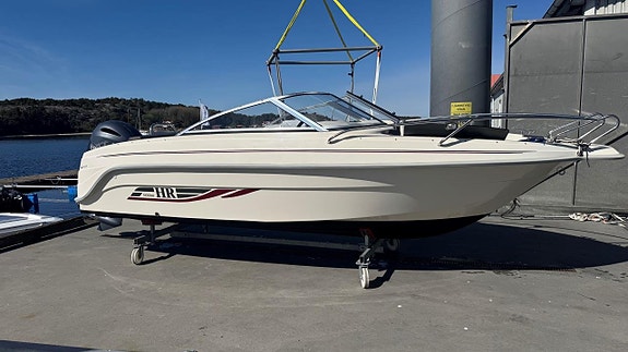HR 602 BR med Yamaha F150 - 2021