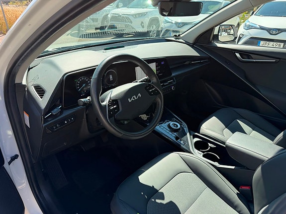 Kia Niro 8 of 18