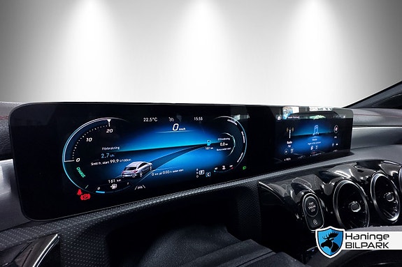 Mercedes-Benz CLA200 17 of 24